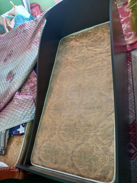 Кровать сатылады