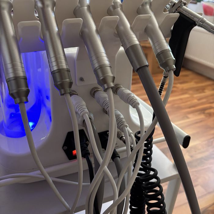 Aparat hidrodermabraziune 7 în 1 + mască LED + cărucior, nou, nefolosit