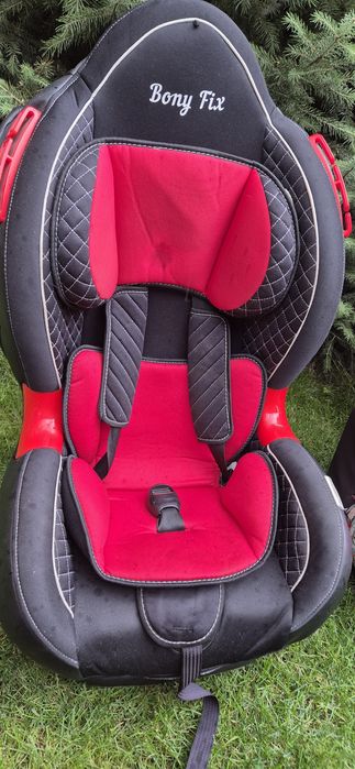 Автокресло Bony Fix