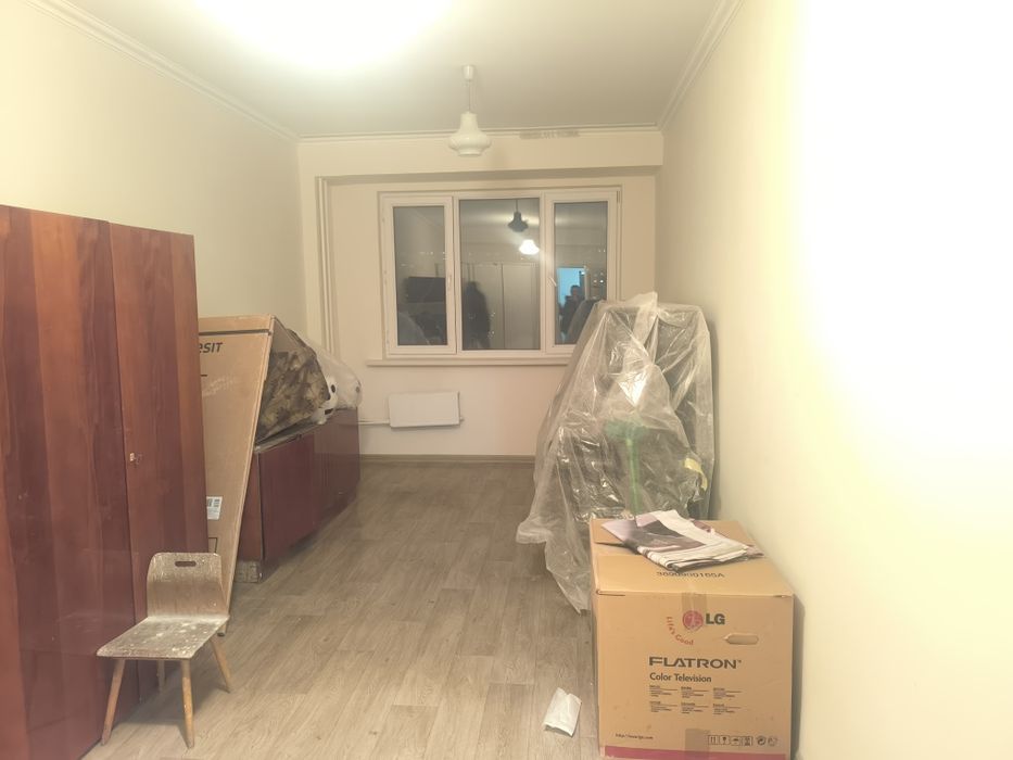 Sergeli tumani Quruvchilar mavzesi 2/2/9 xonadon sotiladi.