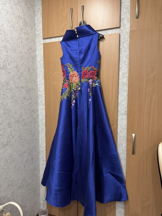 Платье на вечер.