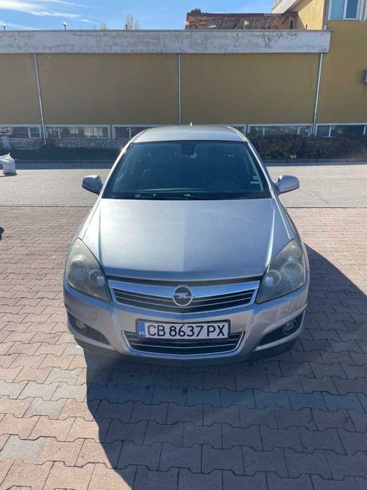 Opel Astra H 1. 7 CDTI (110 к. с.) 2010 г. Cosmo / 111 Years Edition
