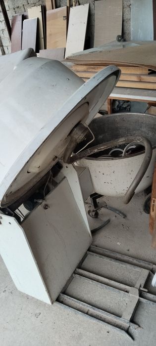 Pechka sotiladi xamir qoradigan mahallasi bilan