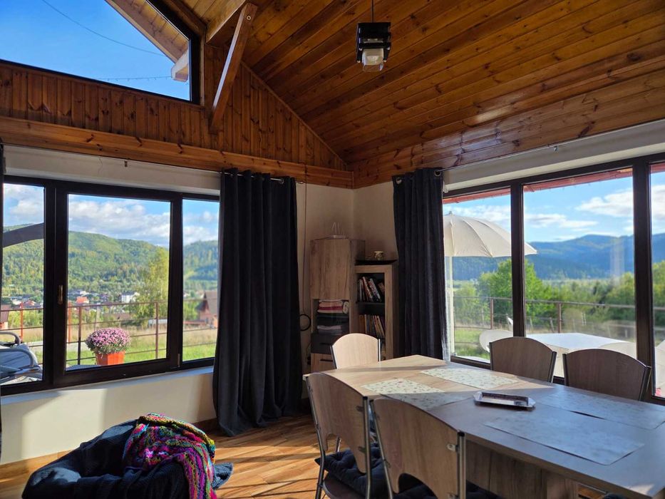 DAMIS*** casa de vacanta open - space ( pret pe 2 persoane /2 nopti ).