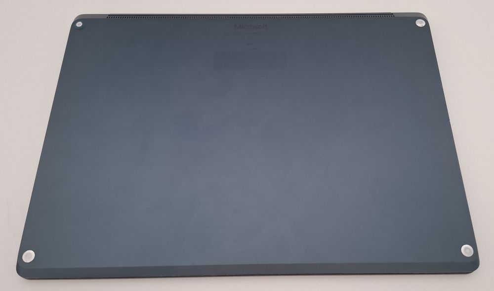 Лаптоп Microsoft Surface 2 | I7 8650U | 8GB | 256 SSD