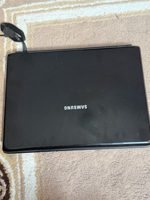 Laptop Samsung R505
