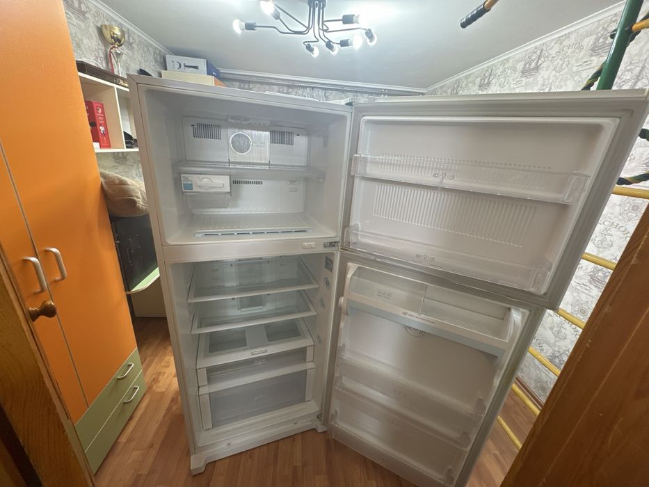 Продажа холодильника