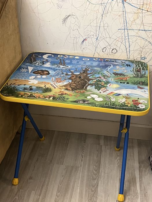 Столик со стульчиком детский