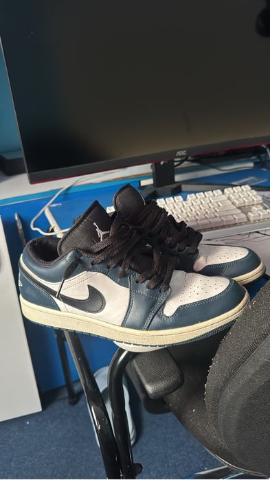 Jordan 1 low albastrii