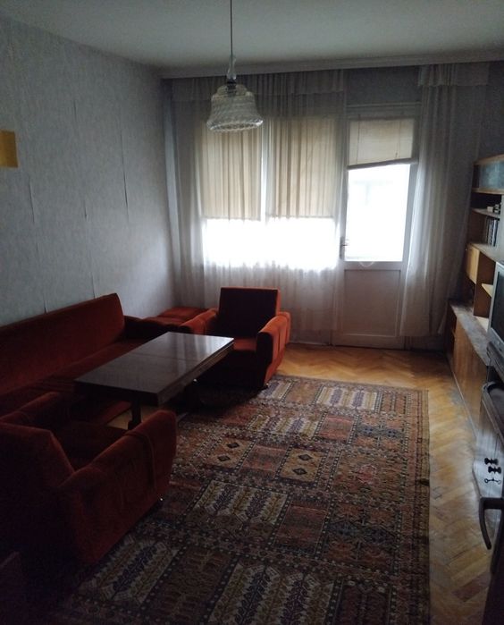 Продава се Тристаен апартамент в Дупница - 66 кв.м за 1213 €/кв.м - Снимка #1