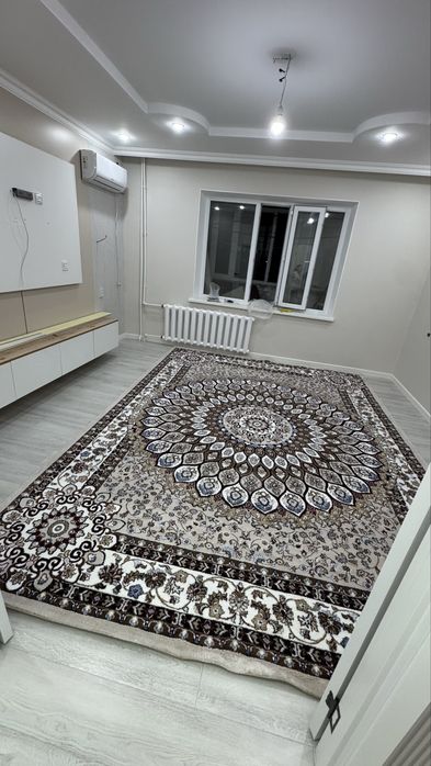 Продам ковер в хорошем состояний