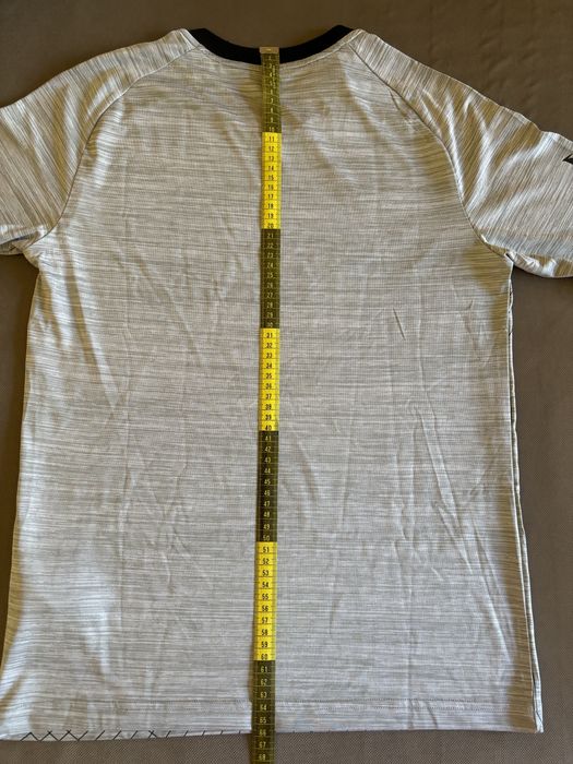 Тениска MESSI за възраст 14-15 години