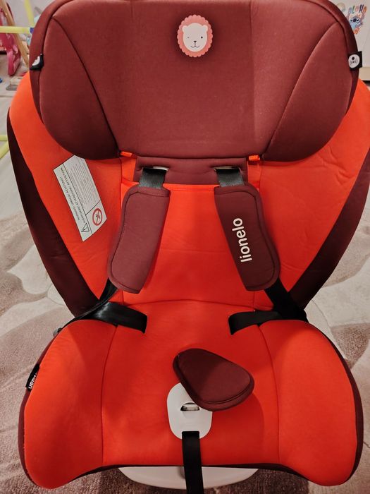 Scaun auto bebeluși/copii Lionelo Bastiaan rosu cu isofix