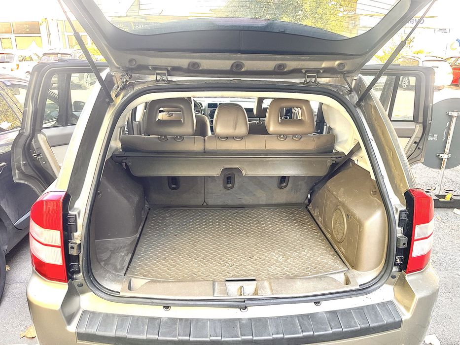 Jeep Compass 2007 diesel, 1.311 € — imagine 5