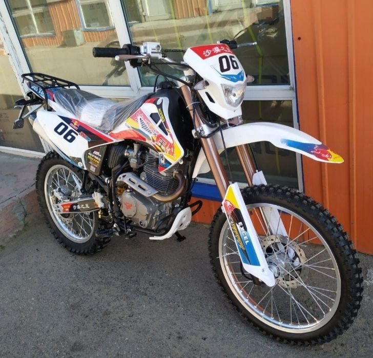 Продам эндуро 250 кубов