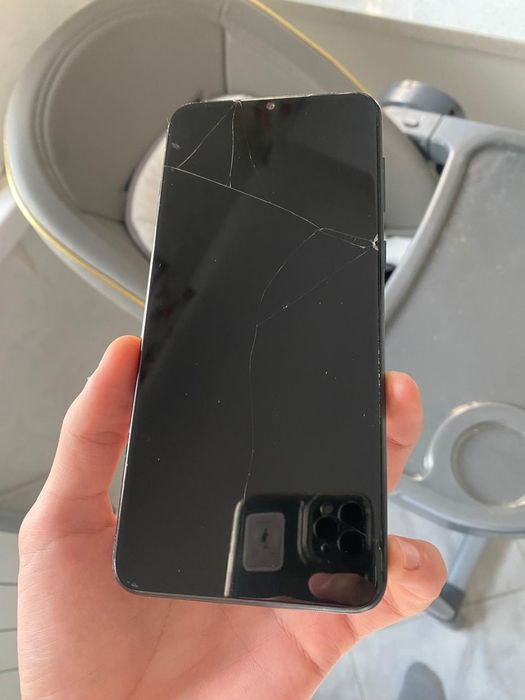 Samsung A04 продам