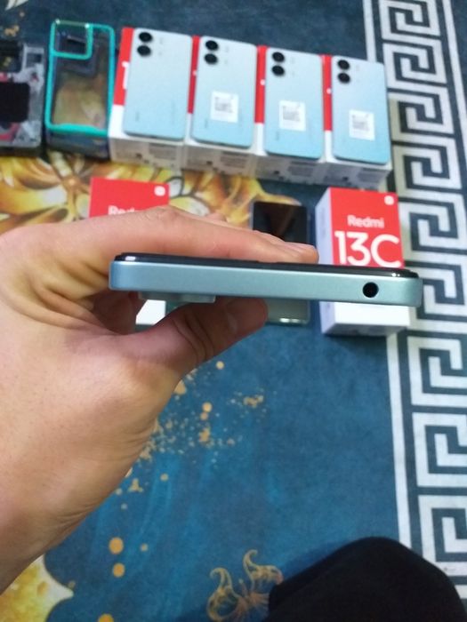 Redmi 13c 256gb 6штук