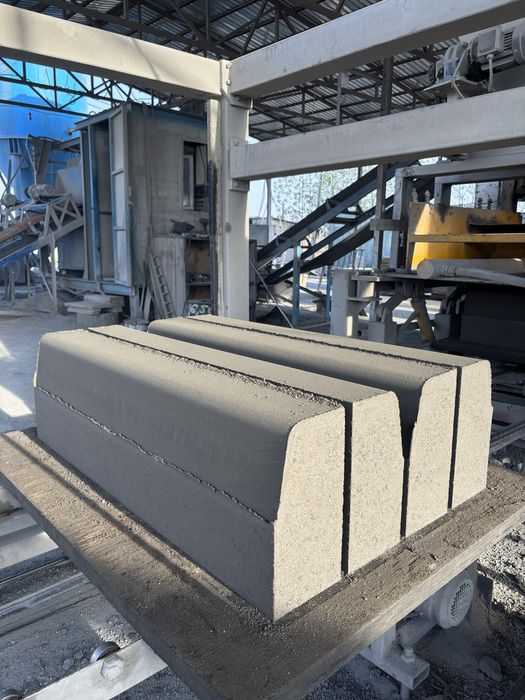 Бордюр 1600 поребрик 800 Брусчатка 3200