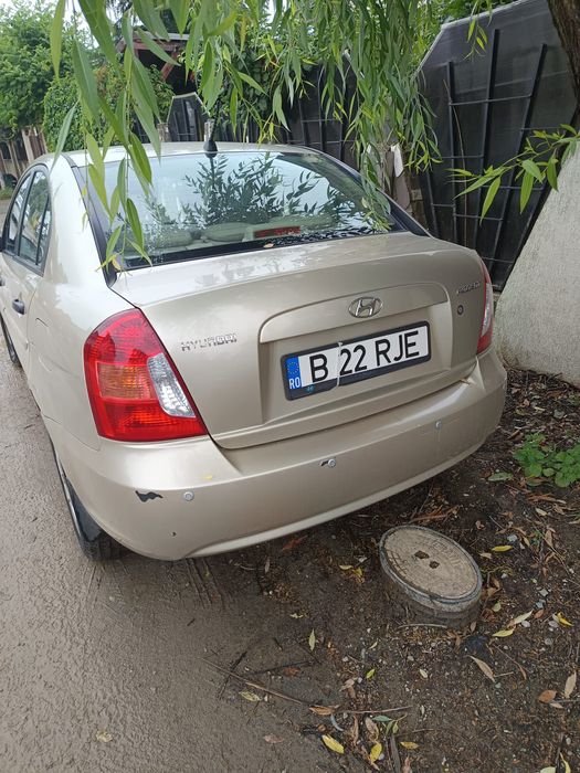 HYUNDAI Accent 2008 — imagine 9