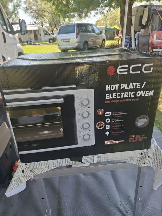 Мини фурна с 2 котлона ECG ETH 3502W 35L – почти нова