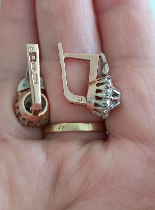 Продам комплект золота серьги и кольцо Бахча Баку со звездой с чистейш