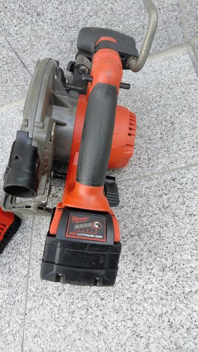 Milwaukee M18 CCS55 Акумулаторен циркуляр