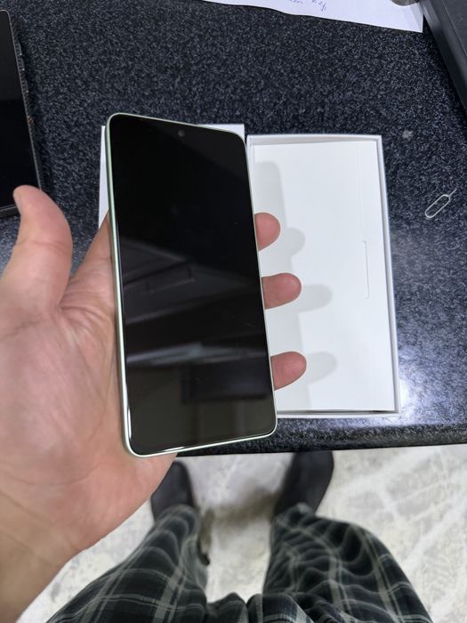 redmi not 13 pamit 6.128g holati yahwi oqip tel qlila