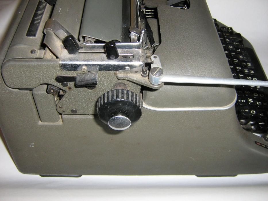 Maşină veche de scris Triumph-Matura