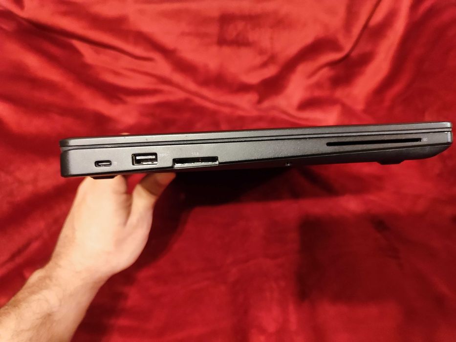 Dell Latitude 5490 14" FHD RAM 8GB SSD 240GB