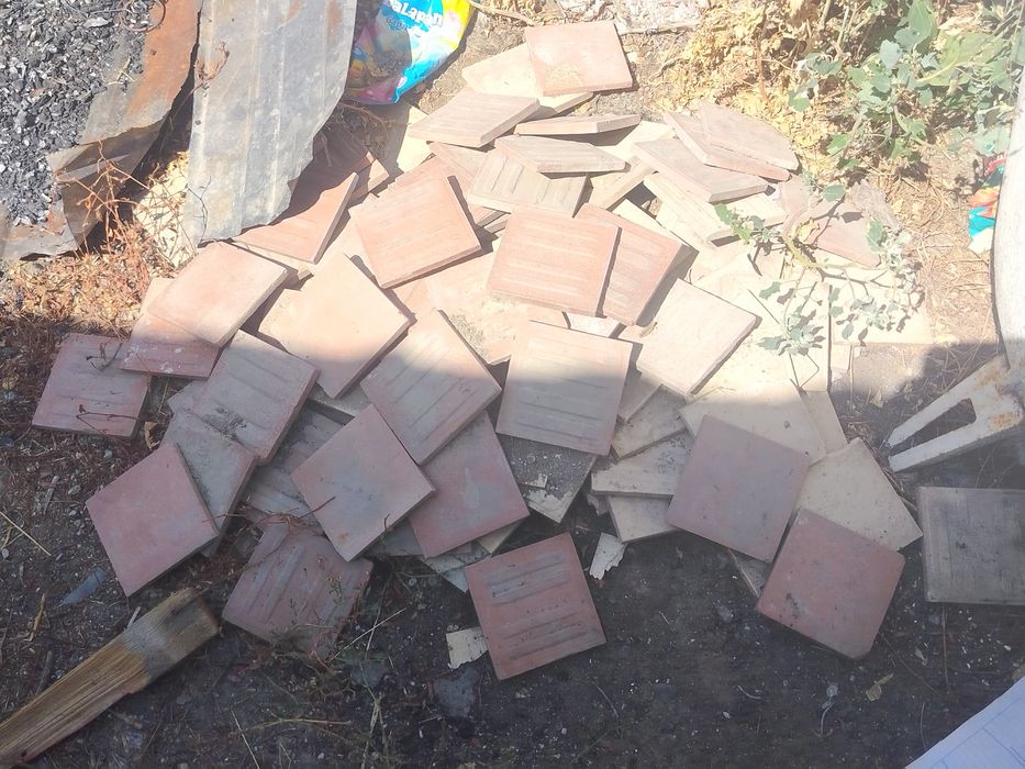 Продаю плитки СССР тонкие