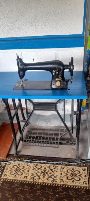 Masina de cusut " Singer" , funcțională