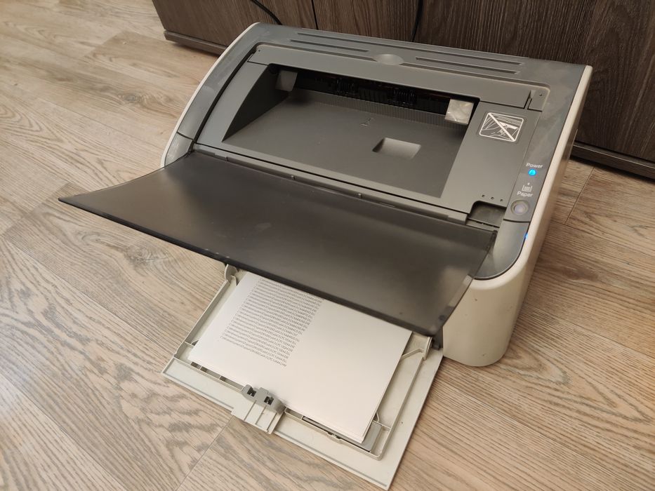 Принтер Canon LBP 2900 в отличном состоянии.