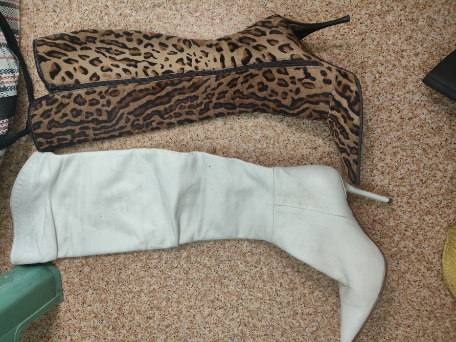 Продаются сапоги