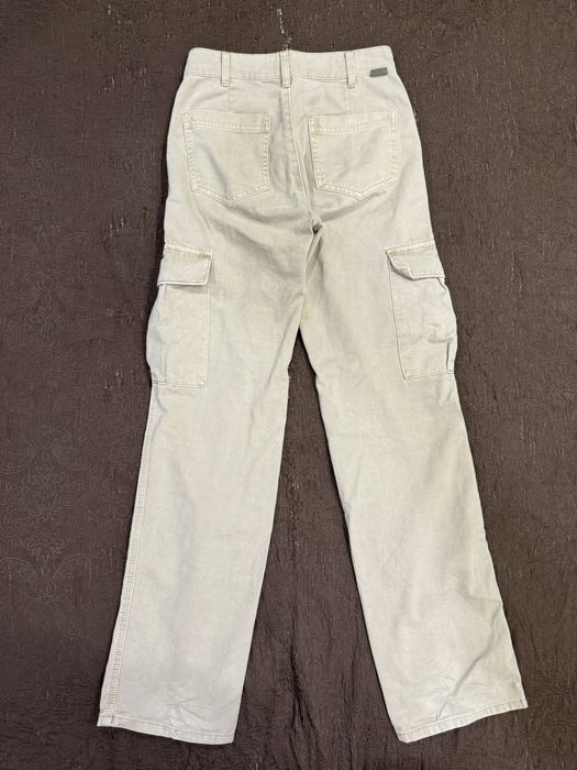Бежов карго панталон (Pull&Bear)