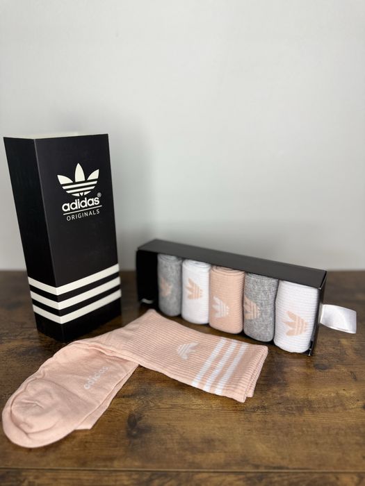 Set 6 perechi sosete ADIDAS calitate deosebita cadoul perfect