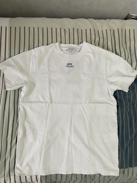 Бяла тениска off white