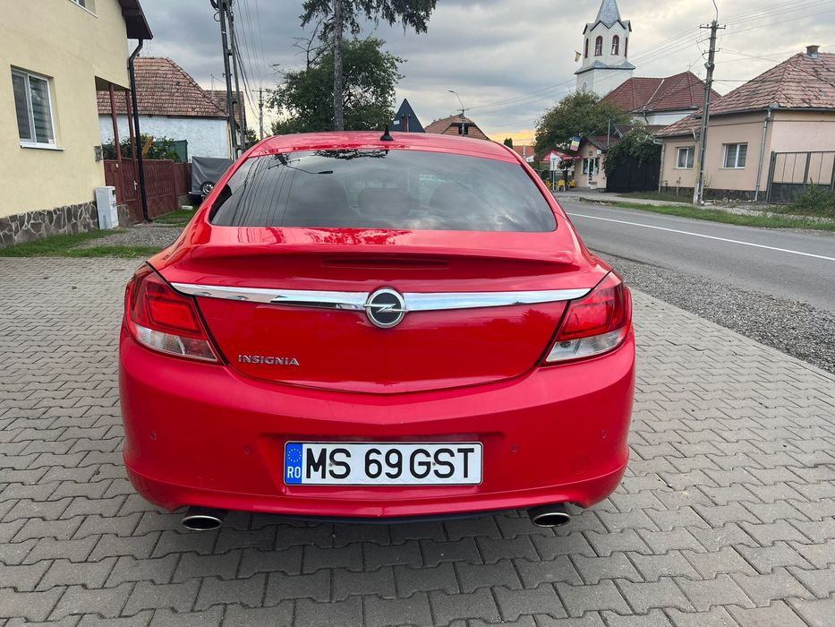 Insignia 4x4  2.8 v6 turbo benzina