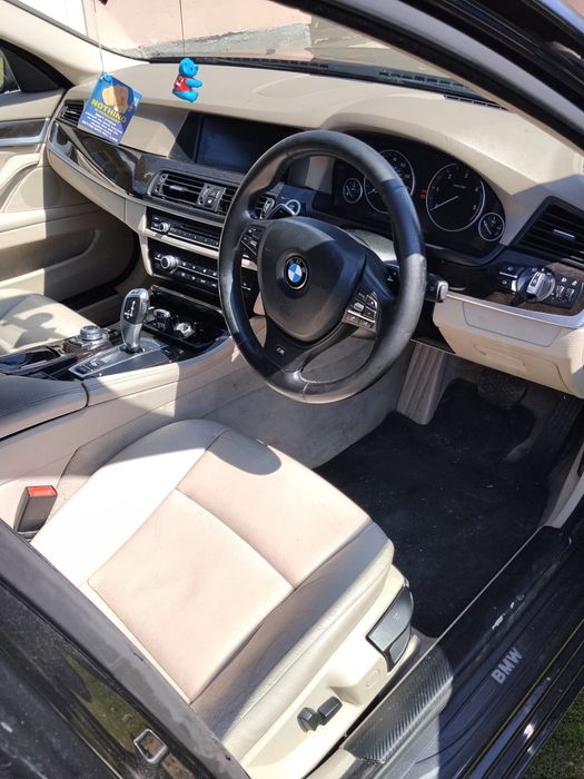 Dezmembrez bmw f10