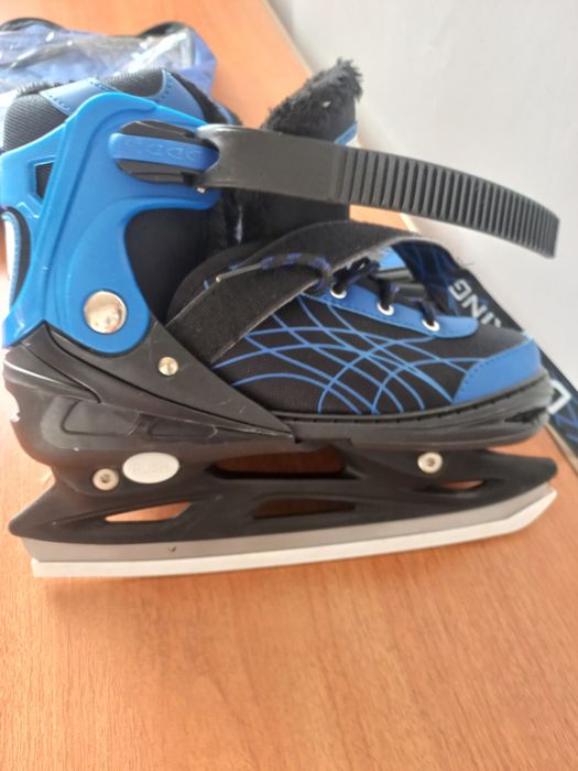 Коньки раздвижные