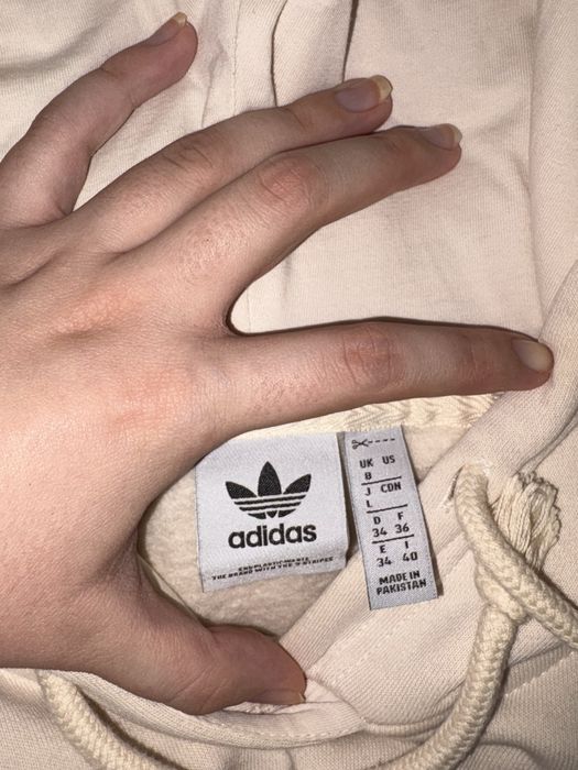 Оригинален кремав суичър Адидас