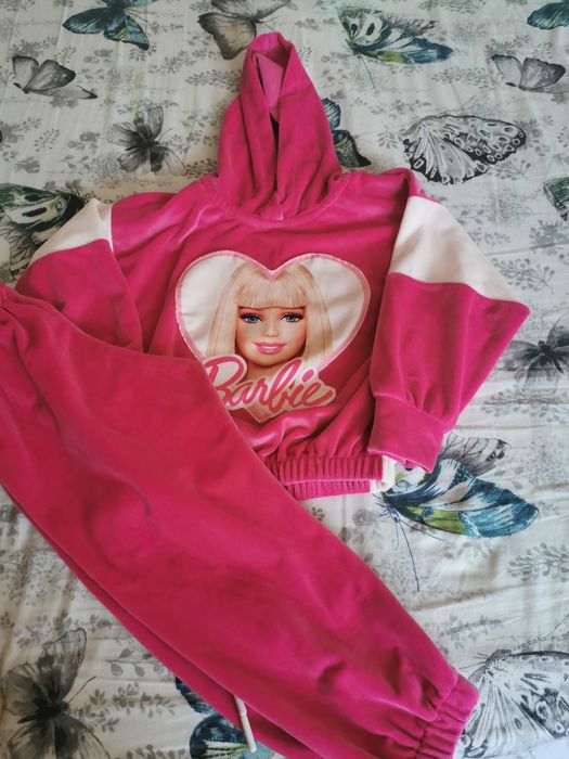 Trening barbie pufos