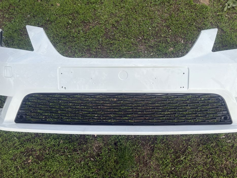 2 броя Предна броня за Сеат Леон / Seat Leon 2013 +