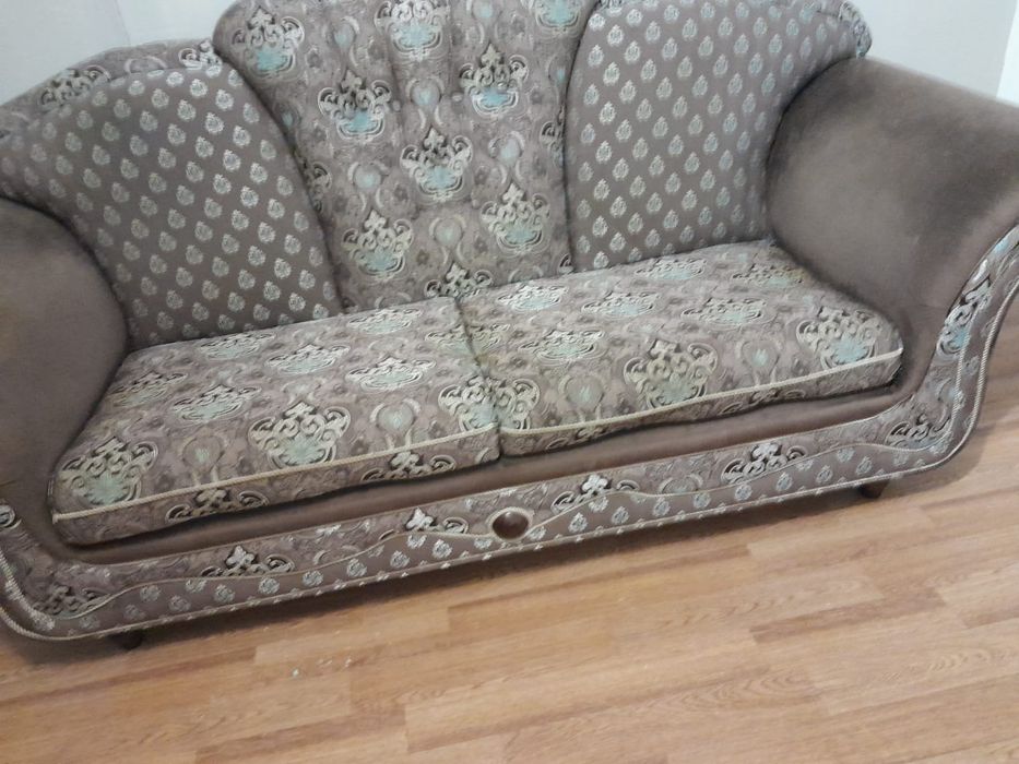 Продам мягкий уголок