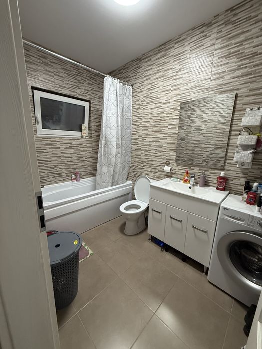 Vand casa, an constructie 2021, complet mobilata si utilata