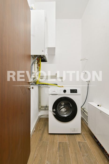 Четиристаен апартамент с ДВОЕН ГАРАЖ в  ж.к. Драгалевци.