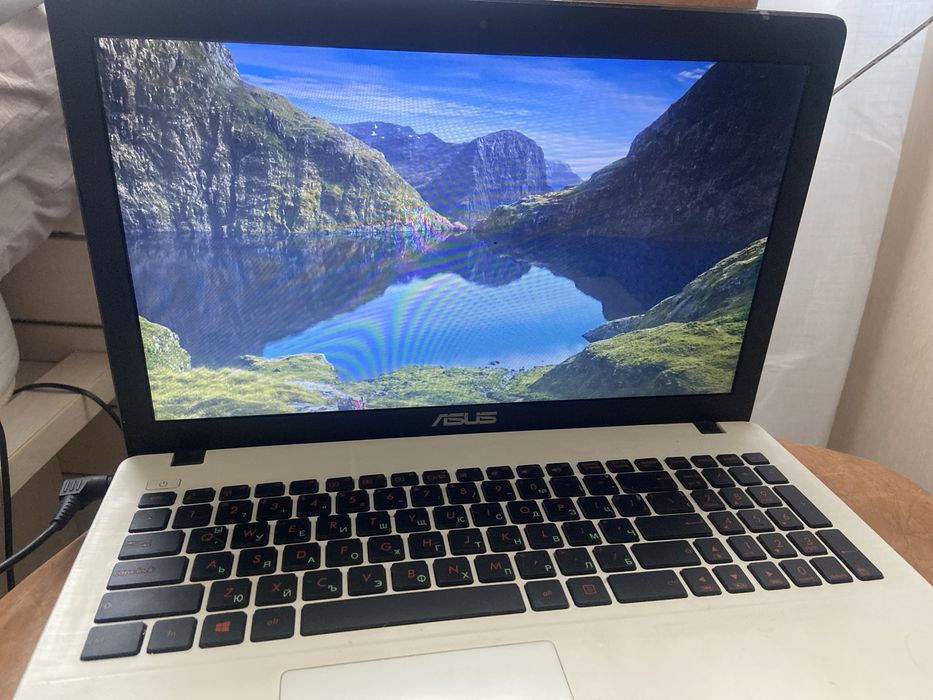 Лаптоп Acer в много добро състояние