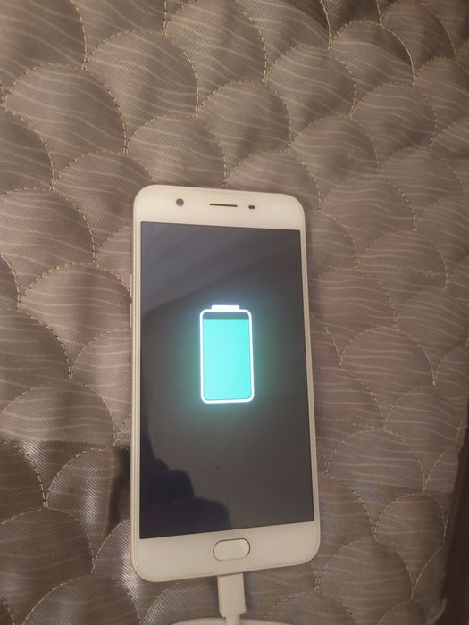 Смартфон oppo