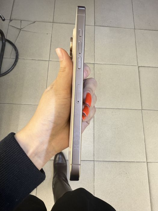 Iphone 16 pro Max 256gb Esim