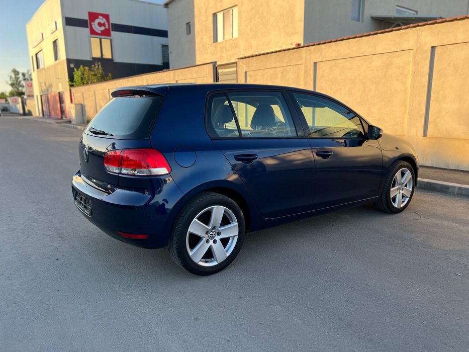 VOLKSWAGEN Golf 2011 — imagine 3