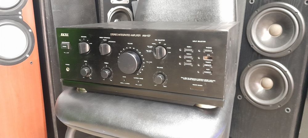 Усилвател AKAI AM-57